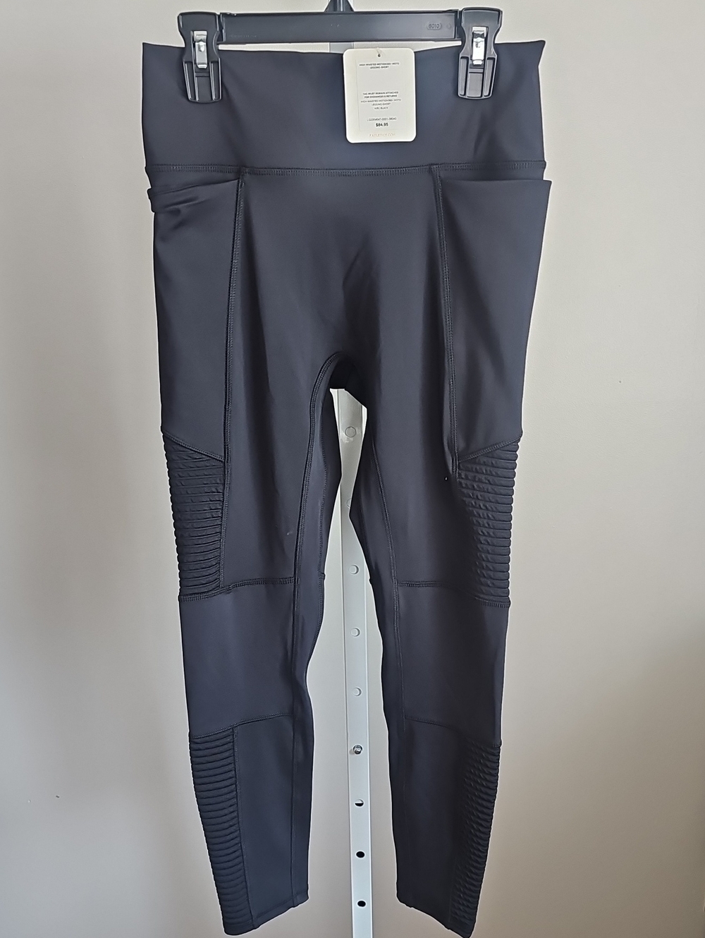 Fabletics High-Waisted Moto Legging-Short in Black